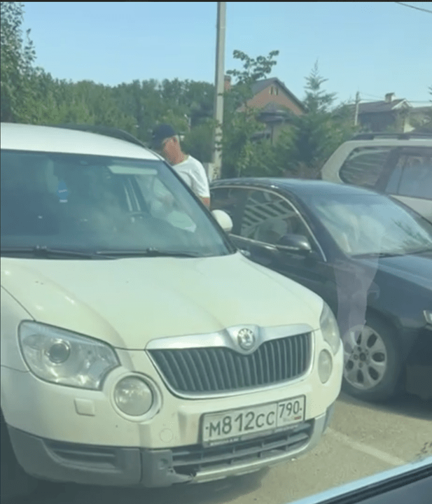 Auto numbriga М812СС 790RUS Skoda Yeti on arvel